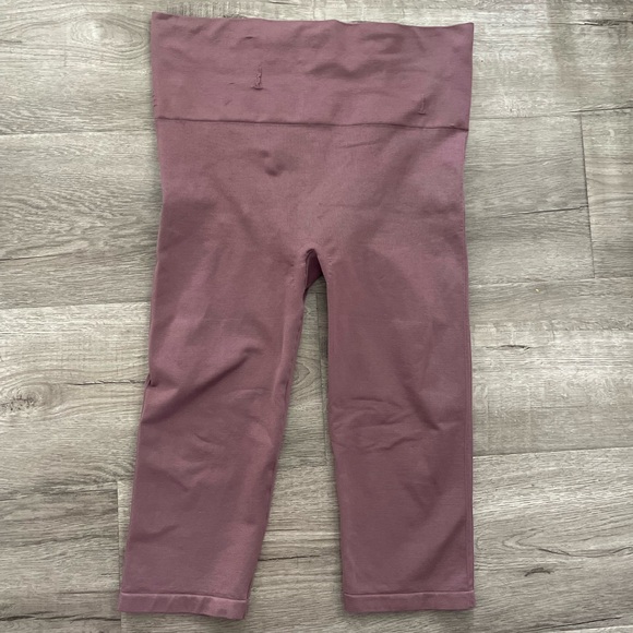 Blanqi hipster support crop leggings - Picture 2 of 3